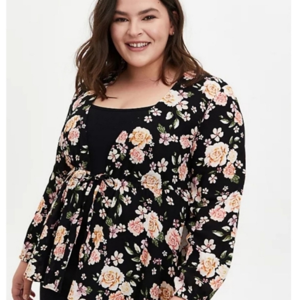 Torrid Black kimono Top